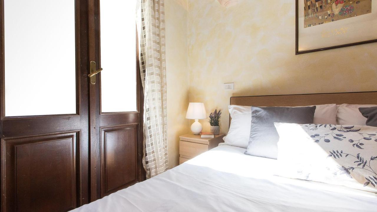 Rental In Rome Luce Apartment Kültér fotó